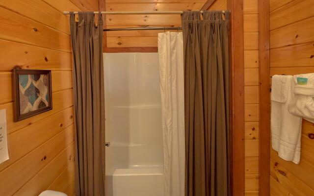 Sweet Tranquility Pool Lodge