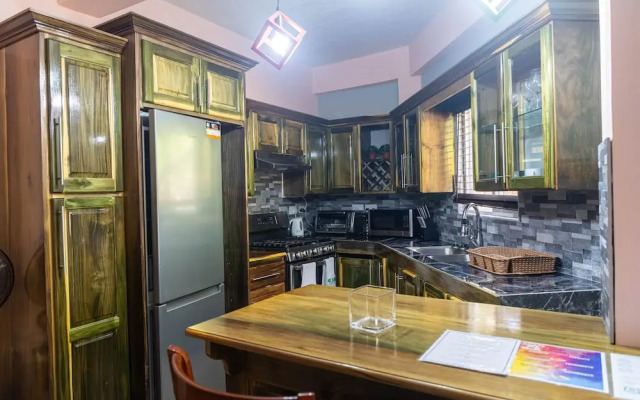Topaz Apartment Villa - Mountain View