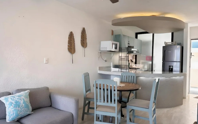Beachfront and Ocean View Apartment