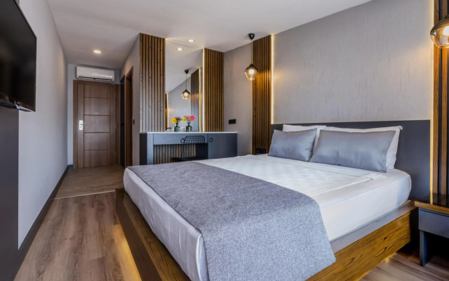 Adora Calma Beach Hotel - Adults Only