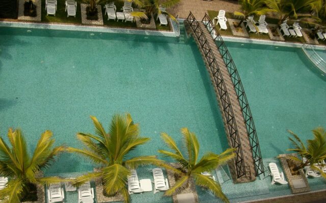 Ocean Queen hotel