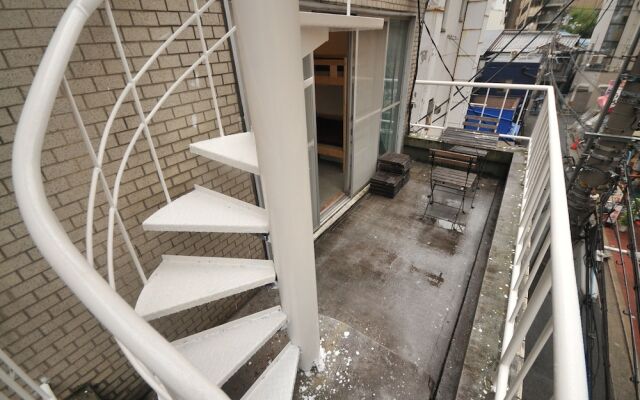 Condominium House in Osaka Nakatsu