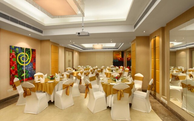 The Ashtan Sarovar Portico Delhi