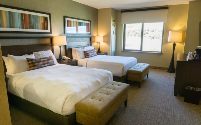 Exquisite Condo, Great for Families, Ski in/out by RedAwning - Save 20% on 7+ Nights!