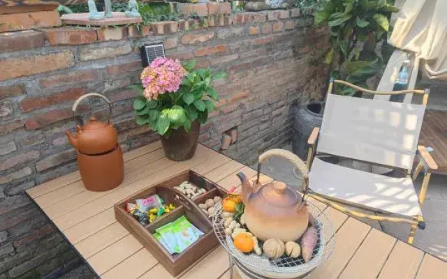 Gulangyu Spring Grass Qingqing Homestay (Nei Cuo O Pier)