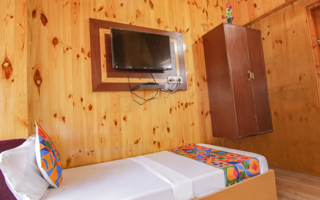 Fabhotel Pushpak