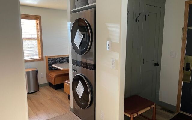 Pinedale Cozy Cabins