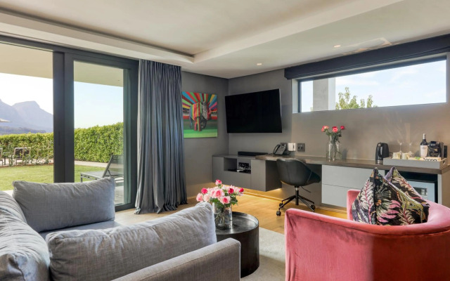 Villa Lion View Private Luxury Retreat