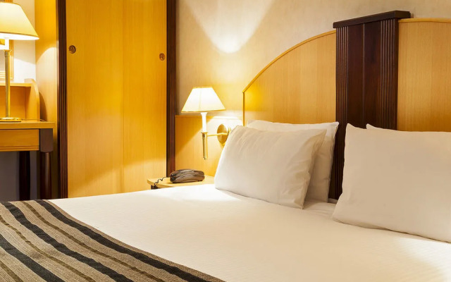 hotelF1 Bretigny Sur Orge