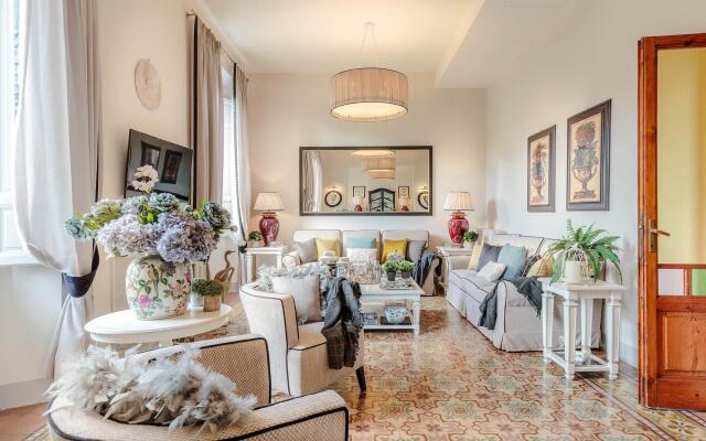 The Park View Apartment