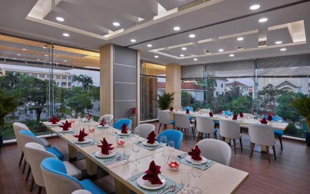 SAM Quang Binh Hotel