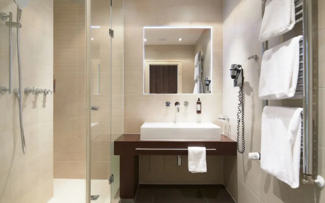 Golden Angel Suites by Adrez Living