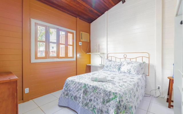 VT04 Excelente Casa 3 Quartos e Piscina