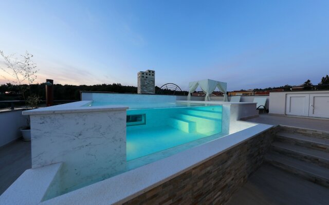 Rooftop pool & terrace - Villa Bellavista