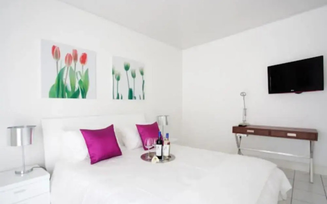 Allee Bleue Hospiltality
