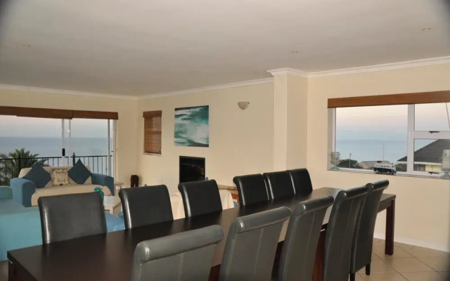 Blueline Guesthouse- FREE WiFi & PARKING