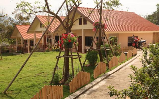 Puan Pai Ville