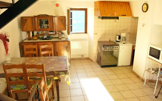 House With 2 Bedrooms in Mostuéjouls, With Wonderful Mountain View