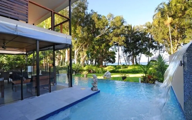 Bramston on the Beach