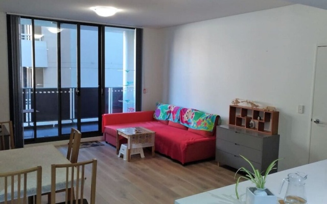 Roomy Apartment in the Upper North Shore of Sydney – Guest Rooms – Sydney