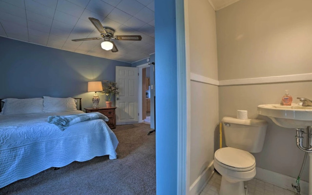 Manistee House w/ Deck: 1/2 Mi to Riverwalk!