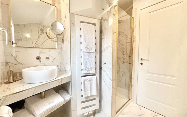 Bellagio Luxury Suites Apartments