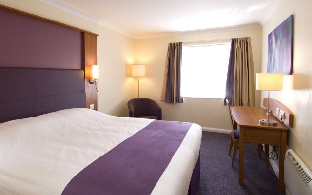 Premier Inn Birmingham Hall Green
