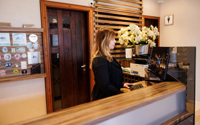 Tonello Business Hotel