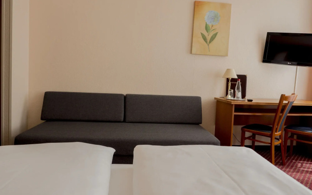 Hotel Lumen am Hauptbahnhof