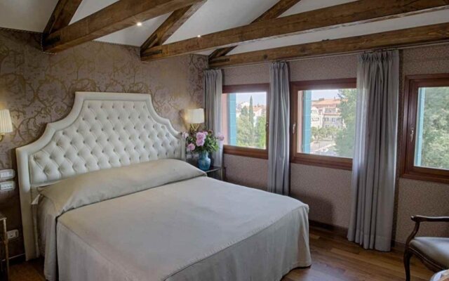 Santa Chiara Hotel