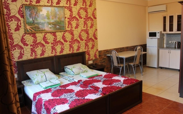 Alina Guest House