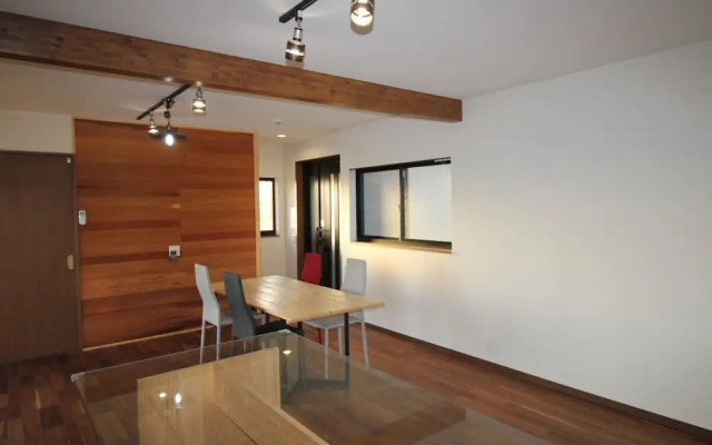 taiza house