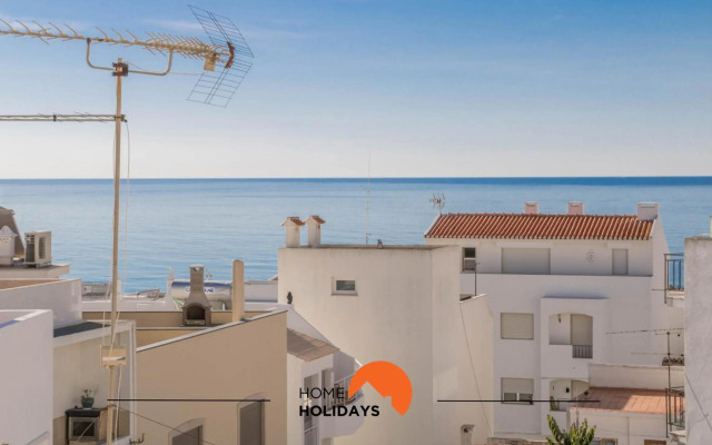 #043 Saradel Old Town Center Beach