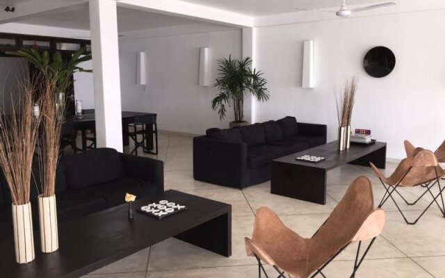 Galle Henna Beach House