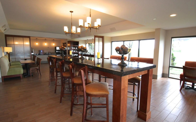 Country Inn & Suites by Radisson, Sandusky South, OH