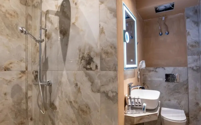 Trikala Mall Suites !