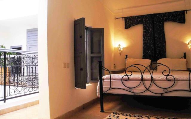 Riad Linda