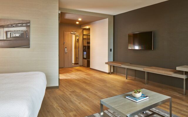 AC Hotel by Marriott Columbus Dublin