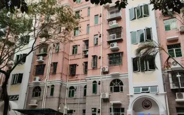 Ximuhua Youth Hostel (Baoti Metro Station Branch)