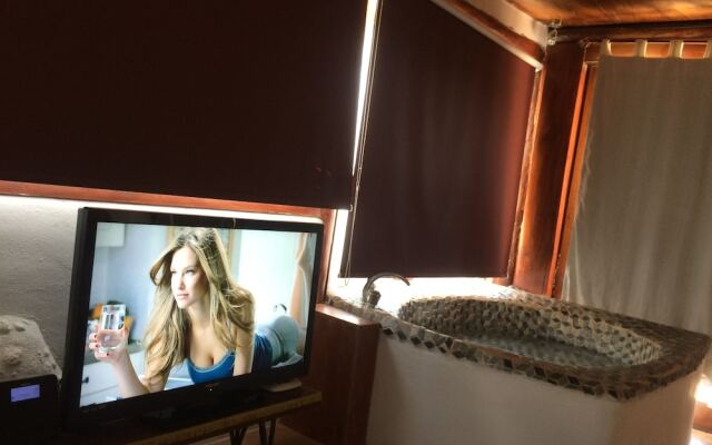 Seaview Penthouse Studio