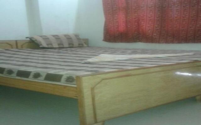 Natraj Inn P Guest House