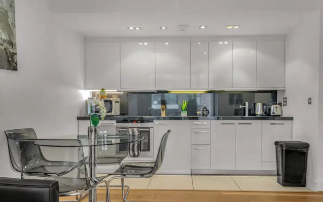 Times Square Serviced Apartments