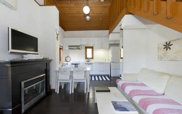 Nupuri Cottage