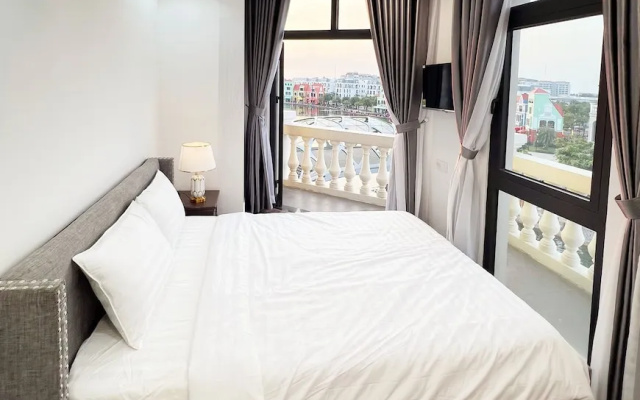 Legacy Grand World Phu Quoc Hotel