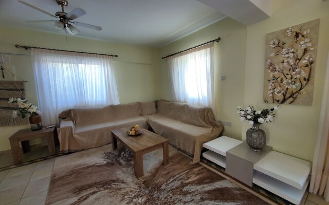 Charming 3-bed Villa in Protaras With Heated Pool