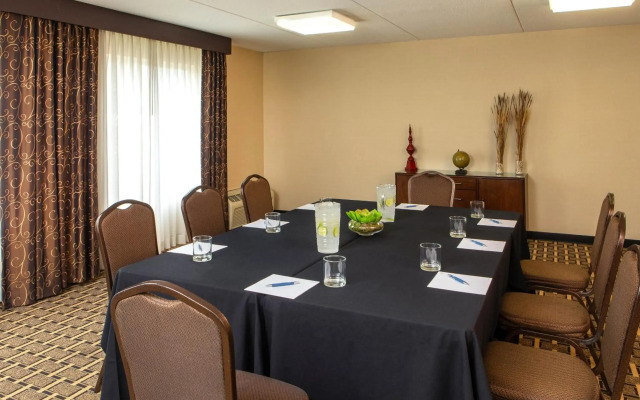 Four Points by Sheraton Kalamazoo