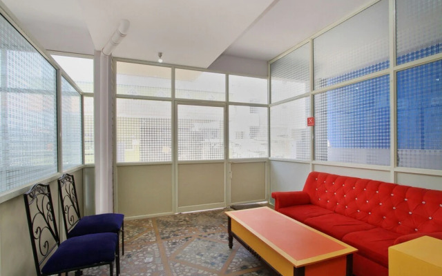 Hotel Shelton Suites by OYO Rooms