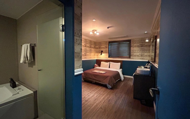 Ignis Hotel