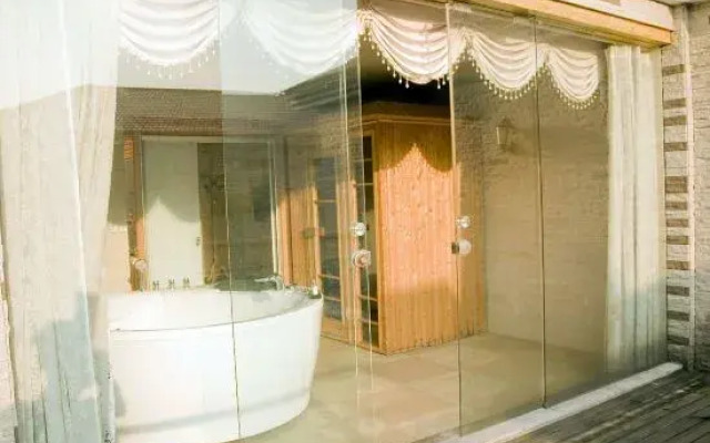 Leishan Defeng Kailong Hot Spring Hotel