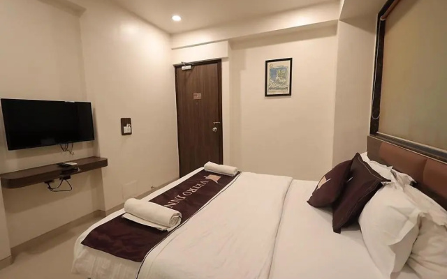 Vetro Inn – Guest Rooms – Surat